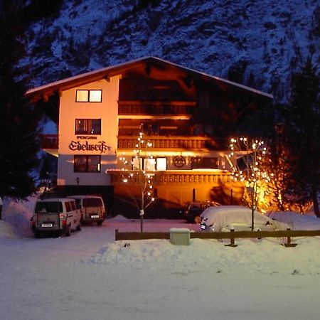 Pension Und Apartment Edelweiss Heiligenblut Esterno foto