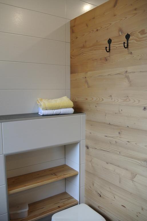 Pension Und Apartment Edelweiss Heiligenblut Esterno foto