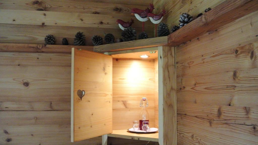 Pension Und Apartment Edelweiss Heiligenblut Esterno foto